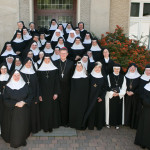 Fototermin mit den Schwestern aus befreundeten Klöstern